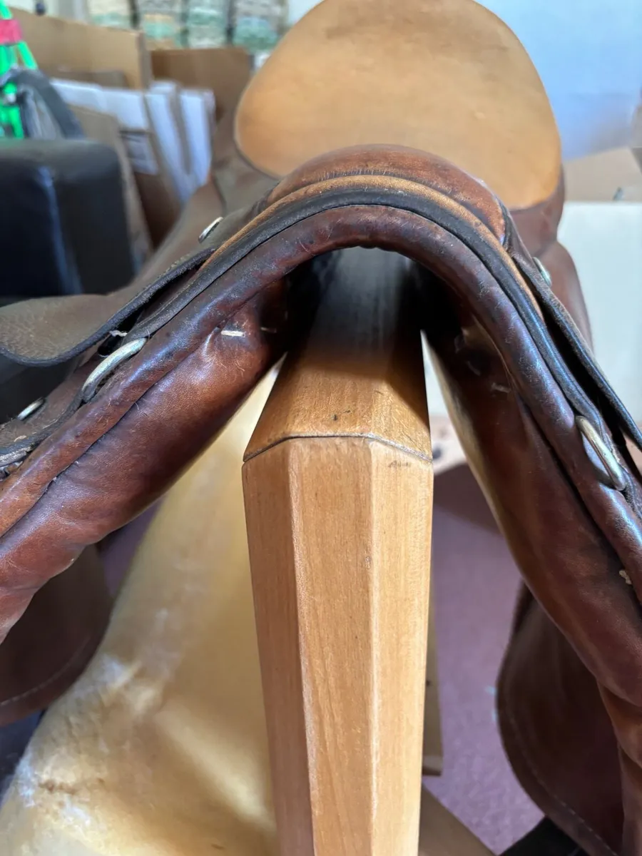 Pony Saddle. Leather. - Image 1