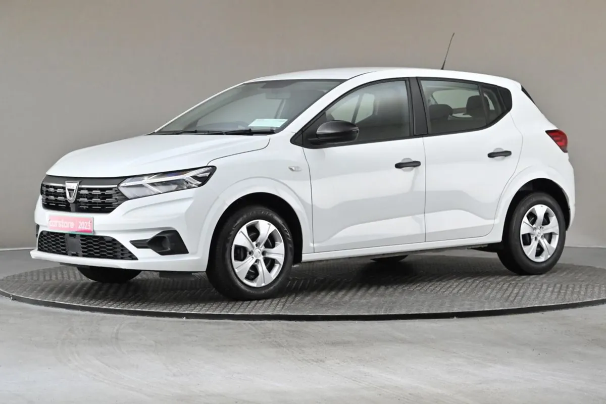 Dacia Sandero 1.0 TCe 90bhp 6spd Essential  media - Image 4