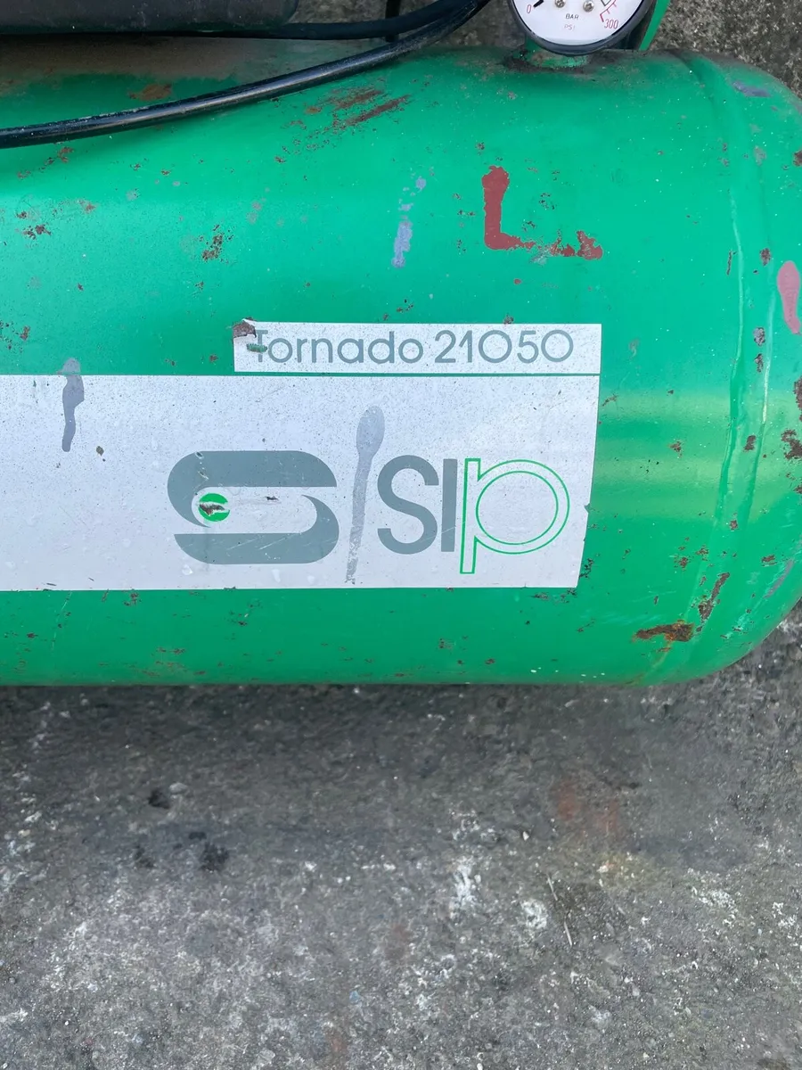 Sip air compressor - Image 4