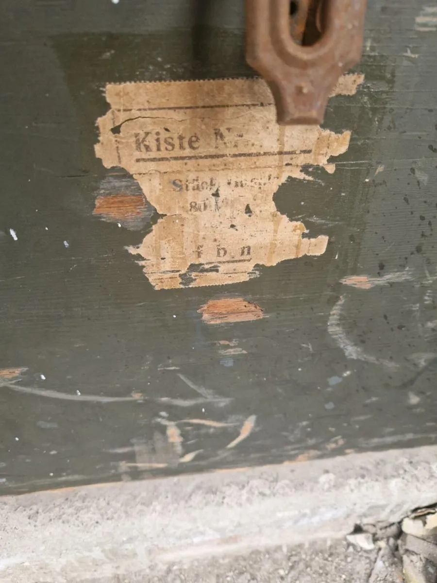 Vintage US Army Trunk - Image 2