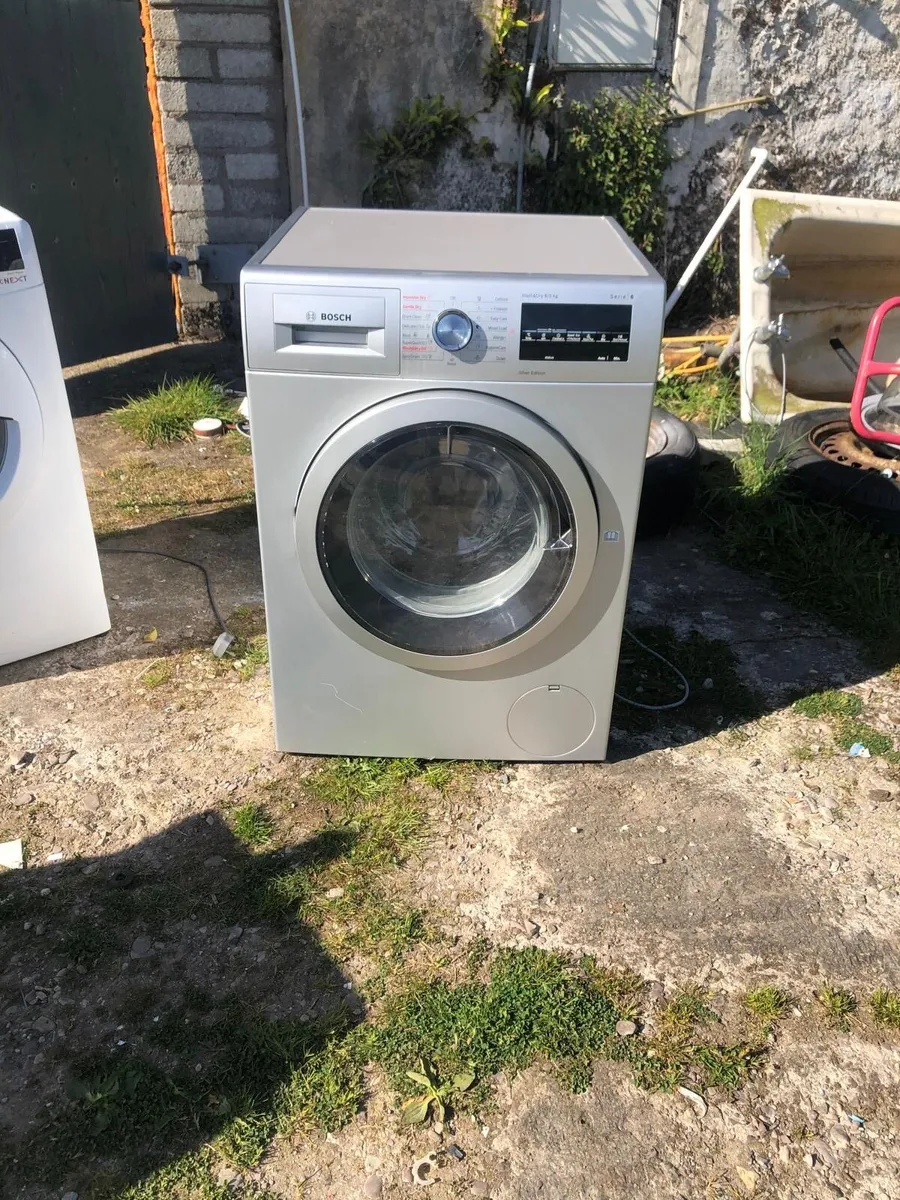 Bosch Washing Machine / Dryer 2 in 1 Combo - Image 1
