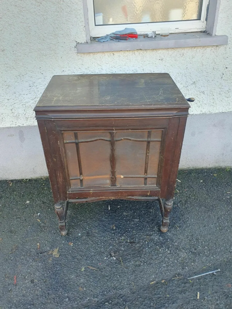 Very old antique music player read add - Image 3