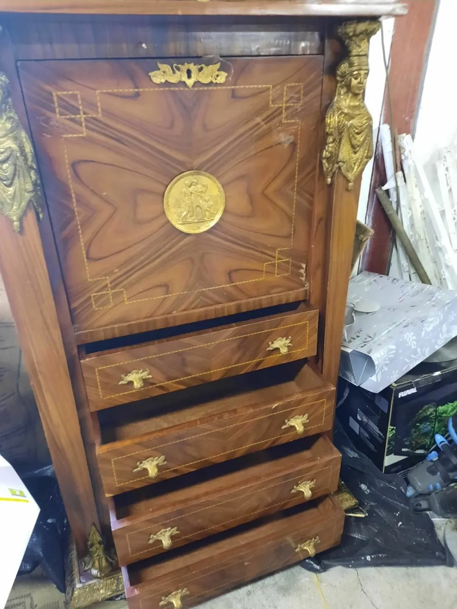 Antique cabinet - Image 4
