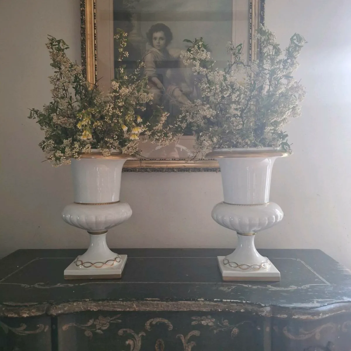 Pair of Vista Alegre Vases - Image 1