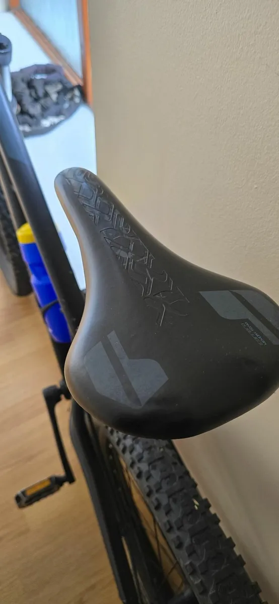 Carrera vengeance mountain bike - Image 3