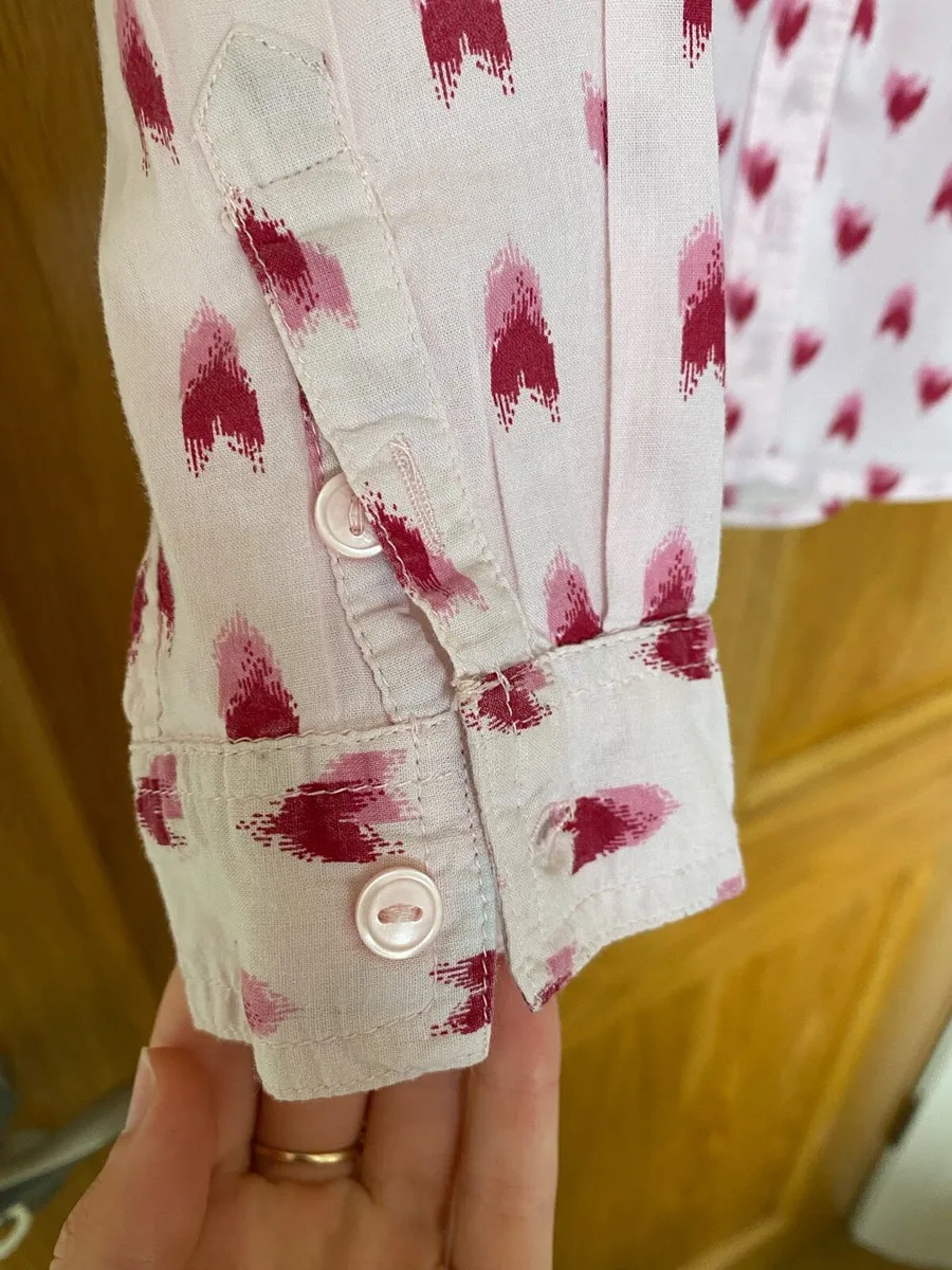 GAP Kids Girl’s Pink Hearts 🩷 Cotton Shirt - Image 4