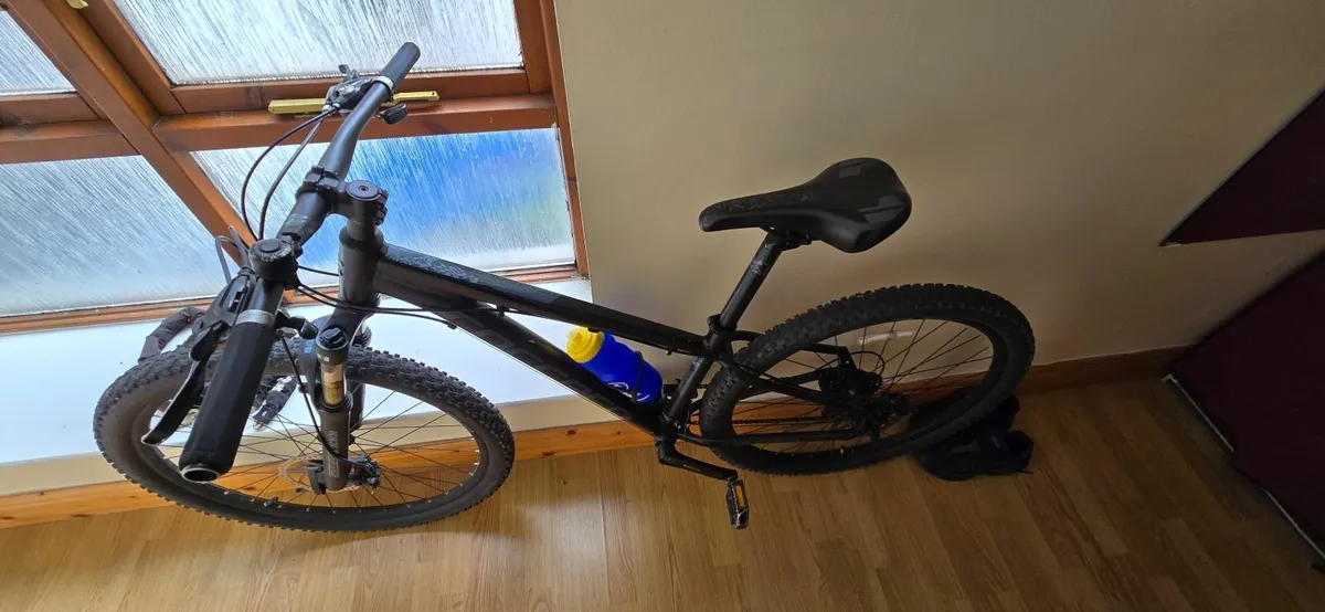 Carrera vengeance mountain bike - Image 1