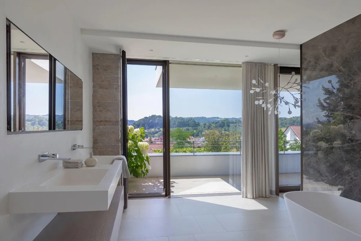 uPVC and aluminium Windows - Image 2