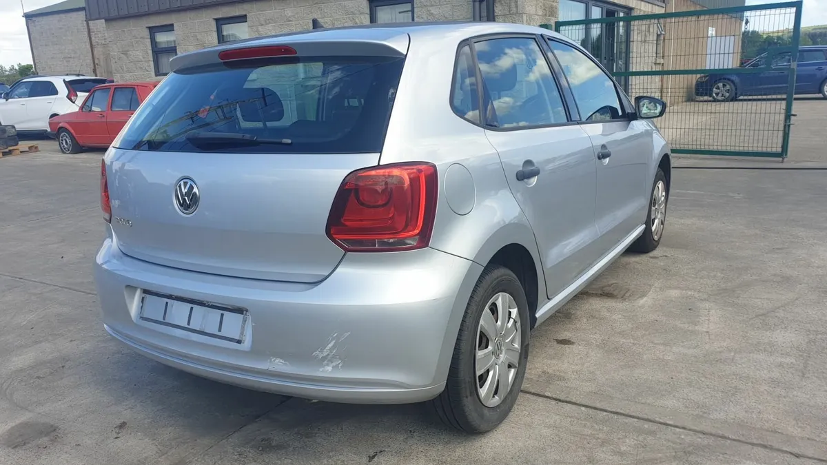 *For parts* Vw Polo S, 1.2 petrol 5 speed (2010). - Image 2