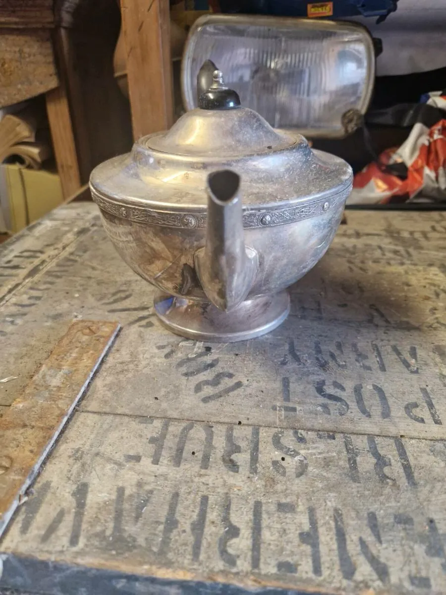 Vintage EPNS Tea Pot - Image 4