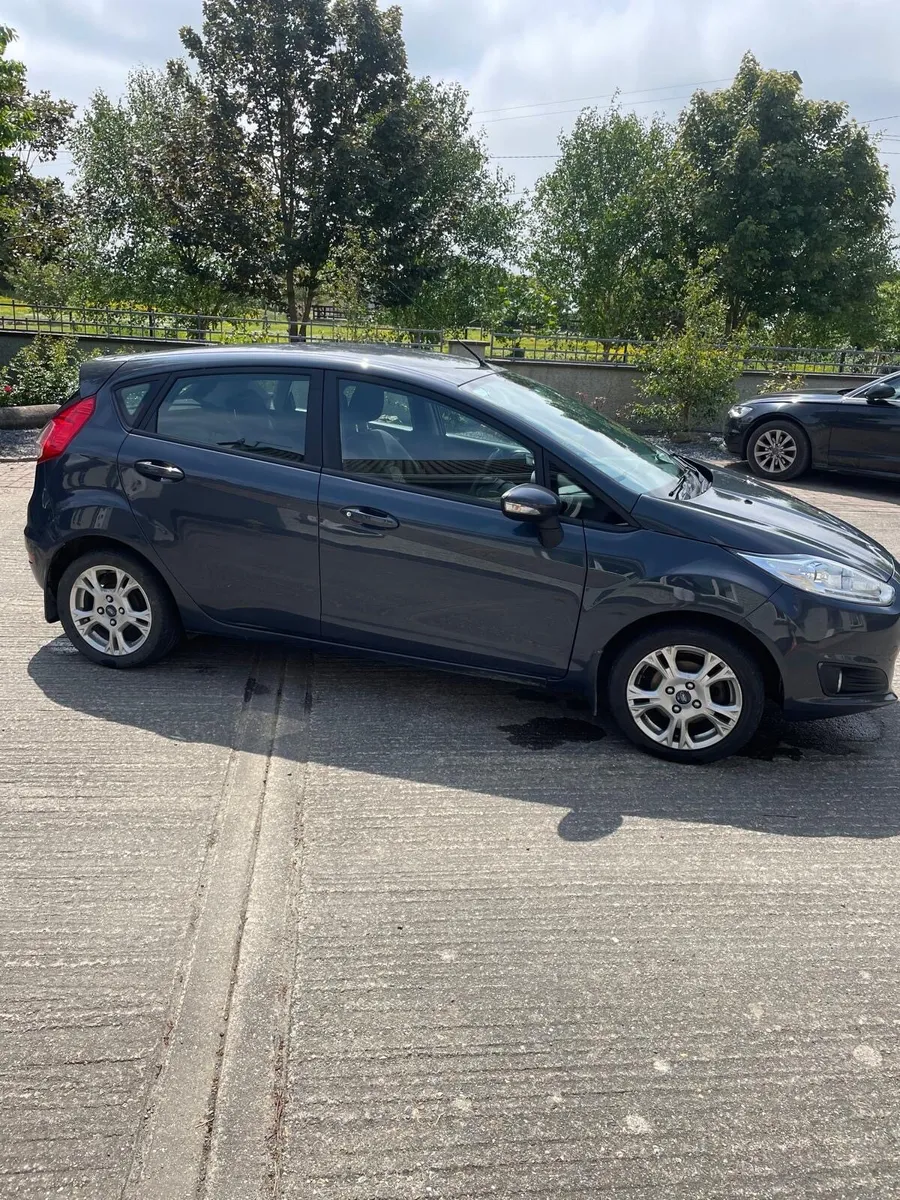 Ford fiesta - Image 3
