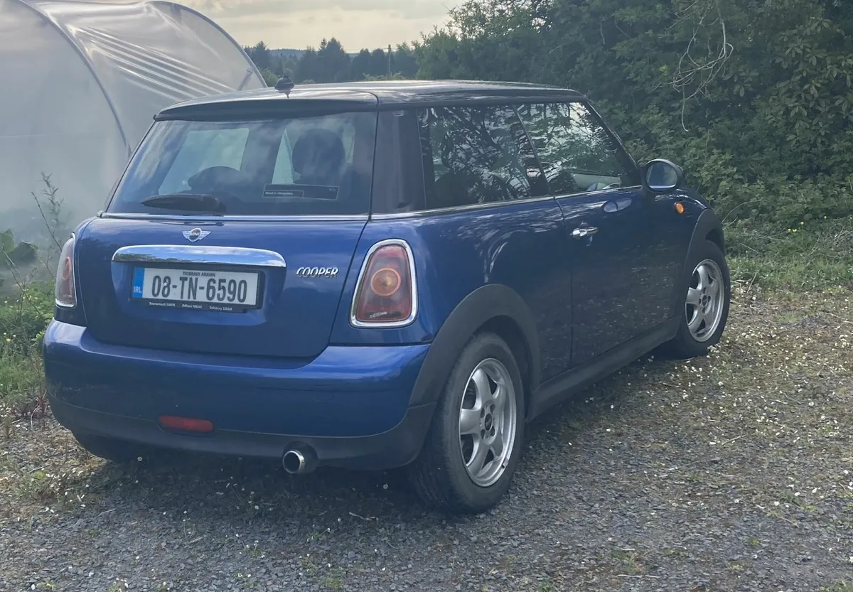 Mini Cooper 2008 1.6L - Image 2