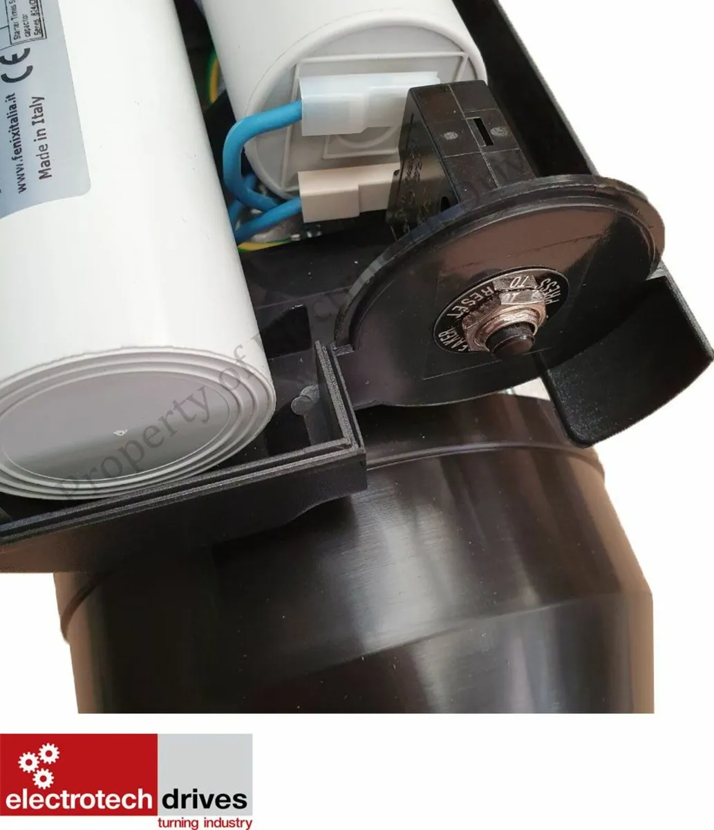 Compressor Motor -2.2KW - 2800rpm - 240v - 19mm - Image 4