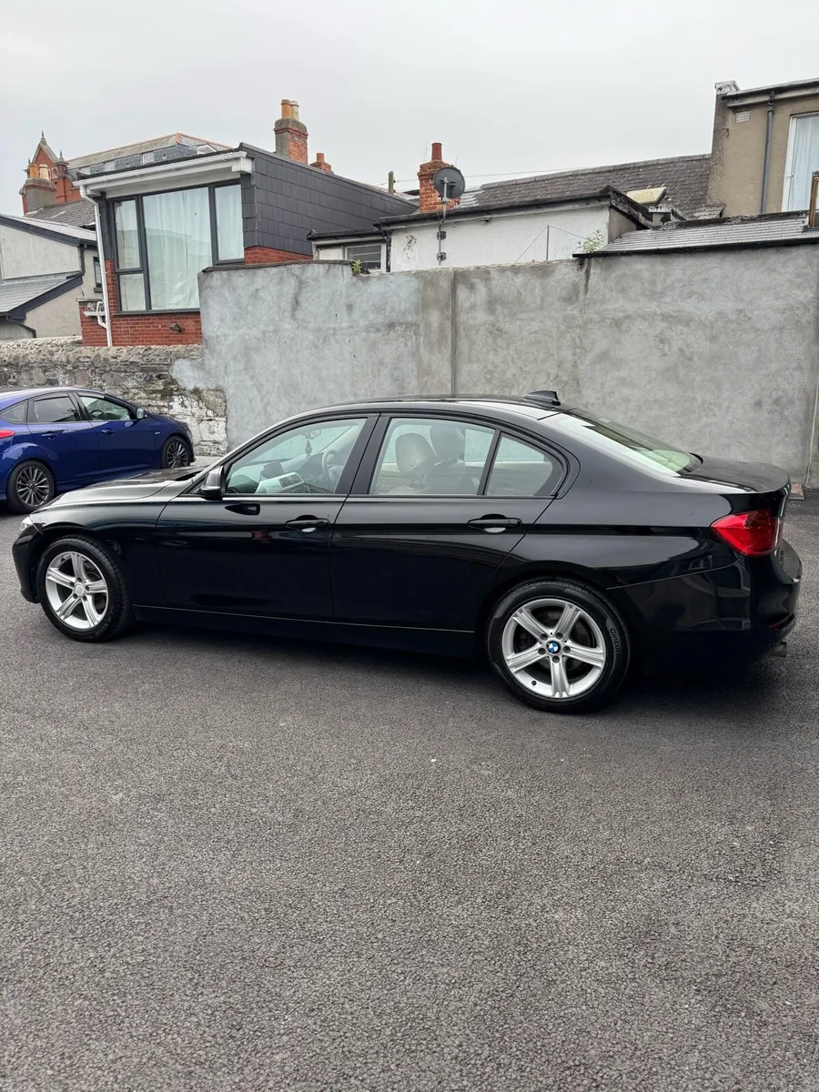 BMW 316 2013 - Image 3