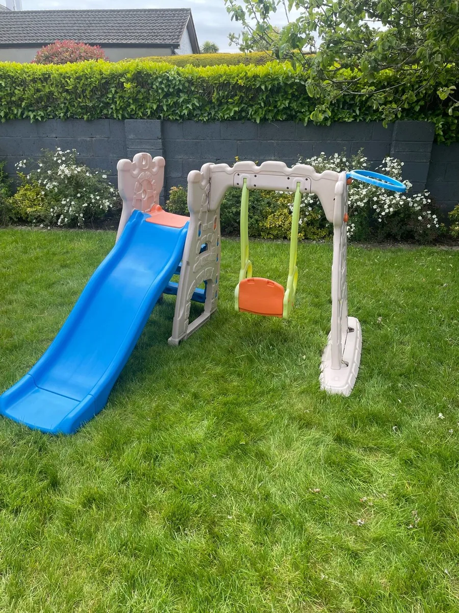 Slide and swing - Image 2