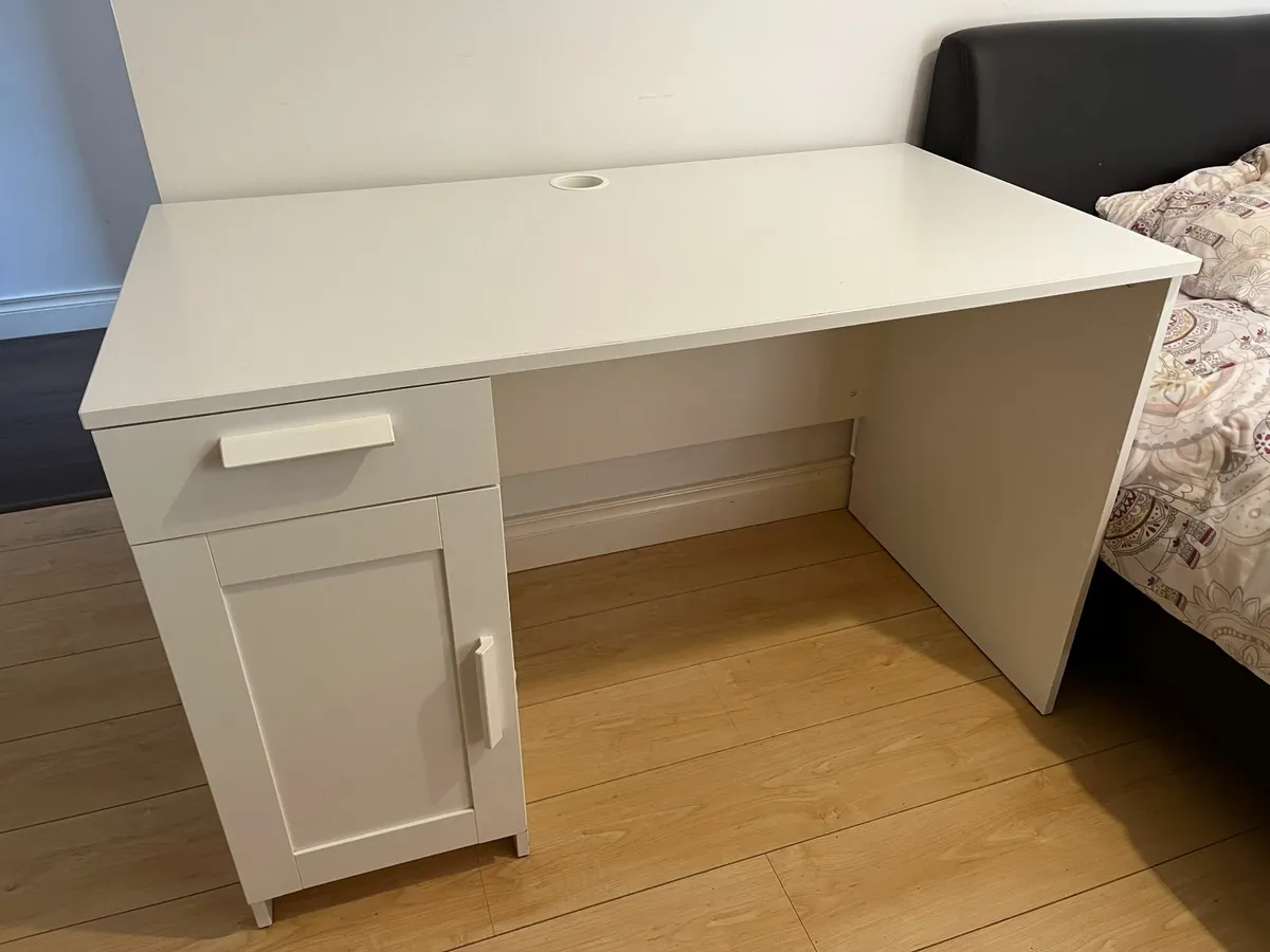 Office Desk - Image 1