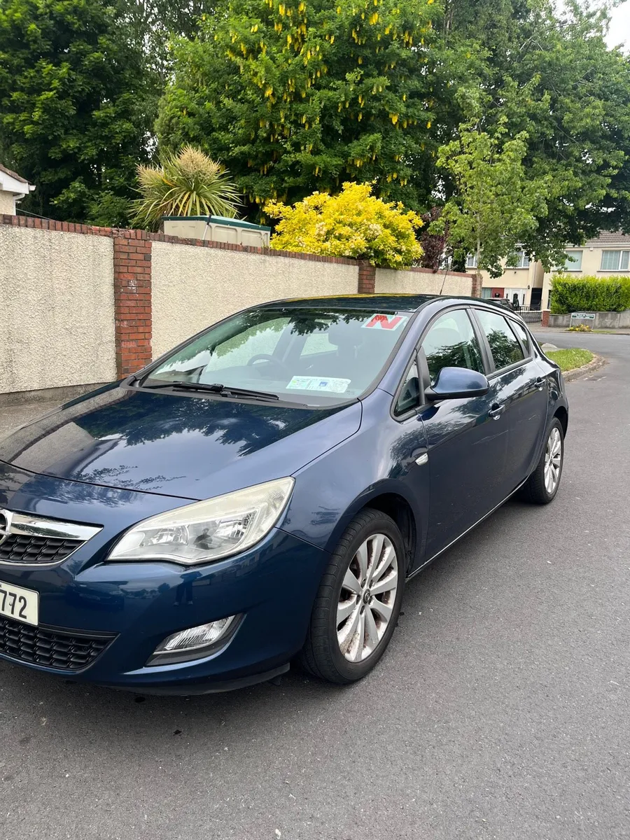 Opel Astra 2010 1.4 petrol Low mileage - Image 3