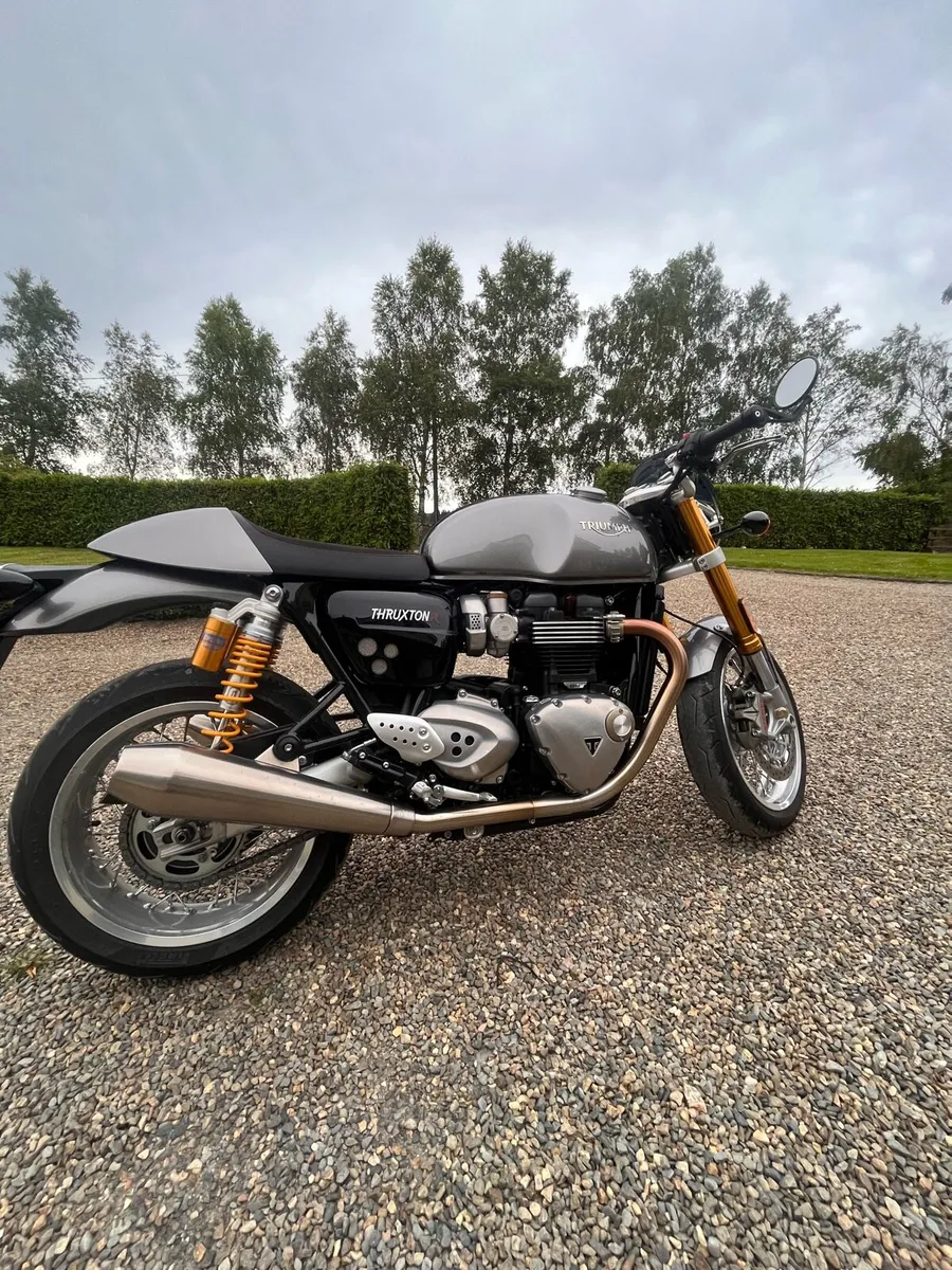 Triumph Thruxton 1200R - Image 1