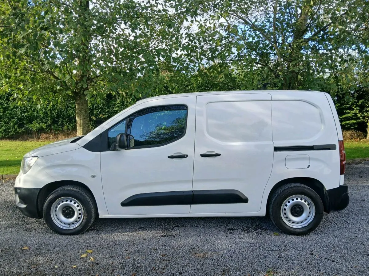 2019 Opel Combo 3 Seater New Crvt 4/2026 - Image 3