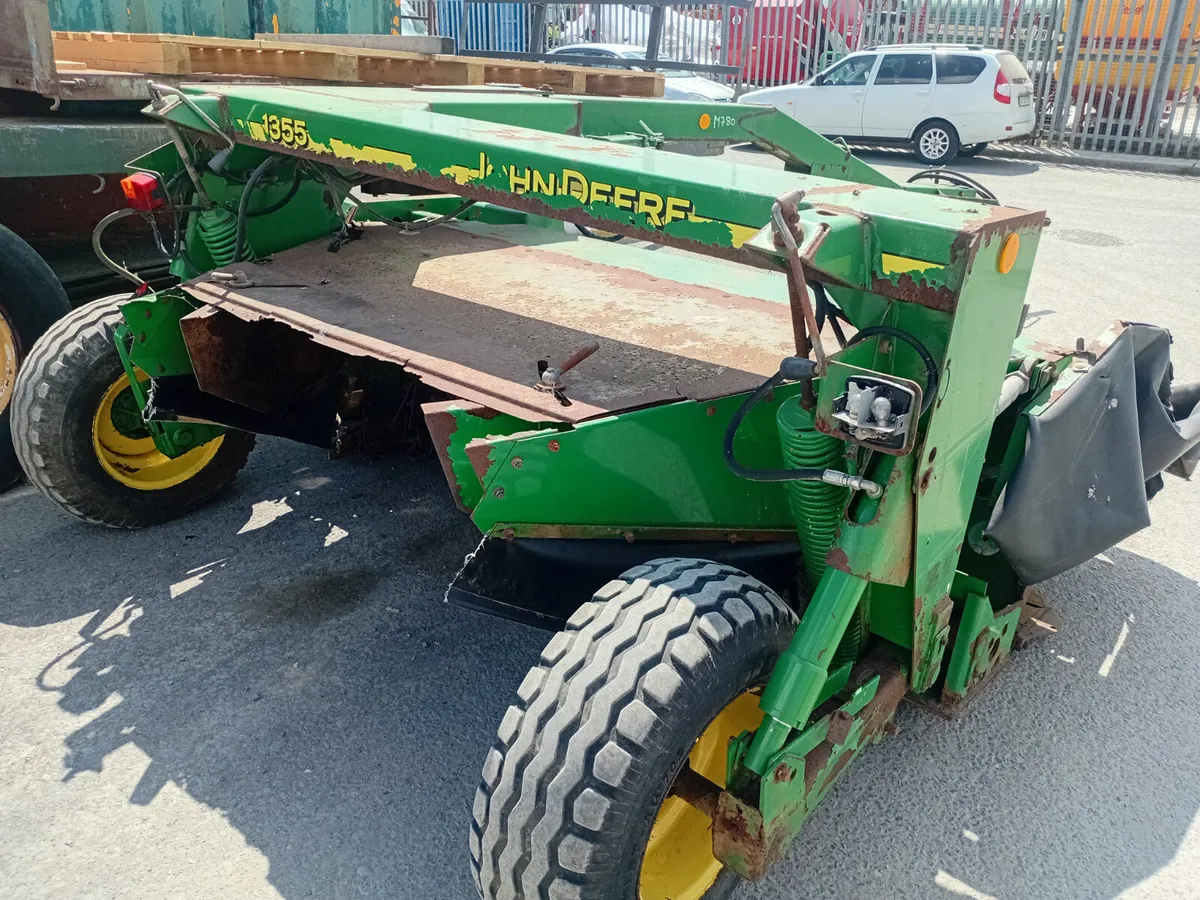 John Deere 1355 - Image 1