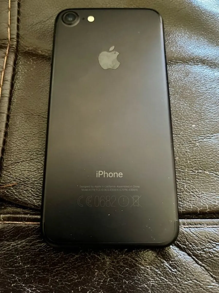 iphones - Image 3