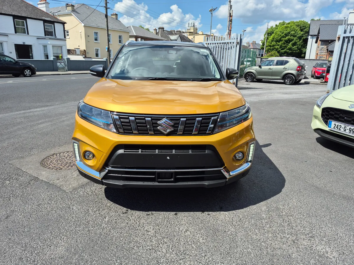 Suzuki Vitara Hybrid Sz5 Automatic - Image 3