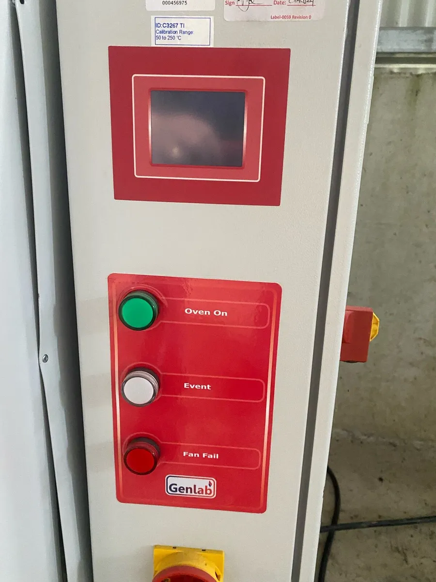 Industrial oven - Image 1