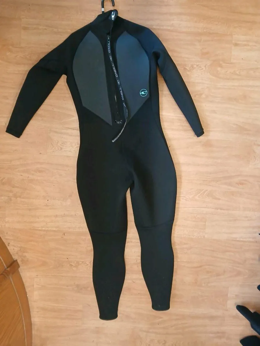 O'Neill 5/3 Ladies wetsuit size 16,  little used - Image 2