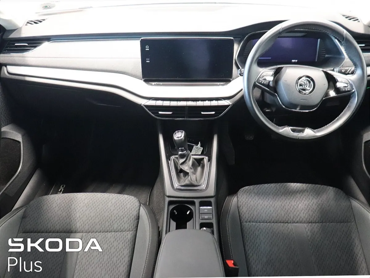 Skoda Octavia 2.0 TDI STYLE - Image 2