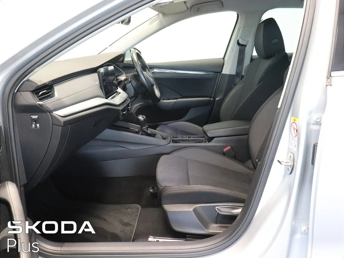 Skoda Octavia 2.0 TDI STYLE - Image 4