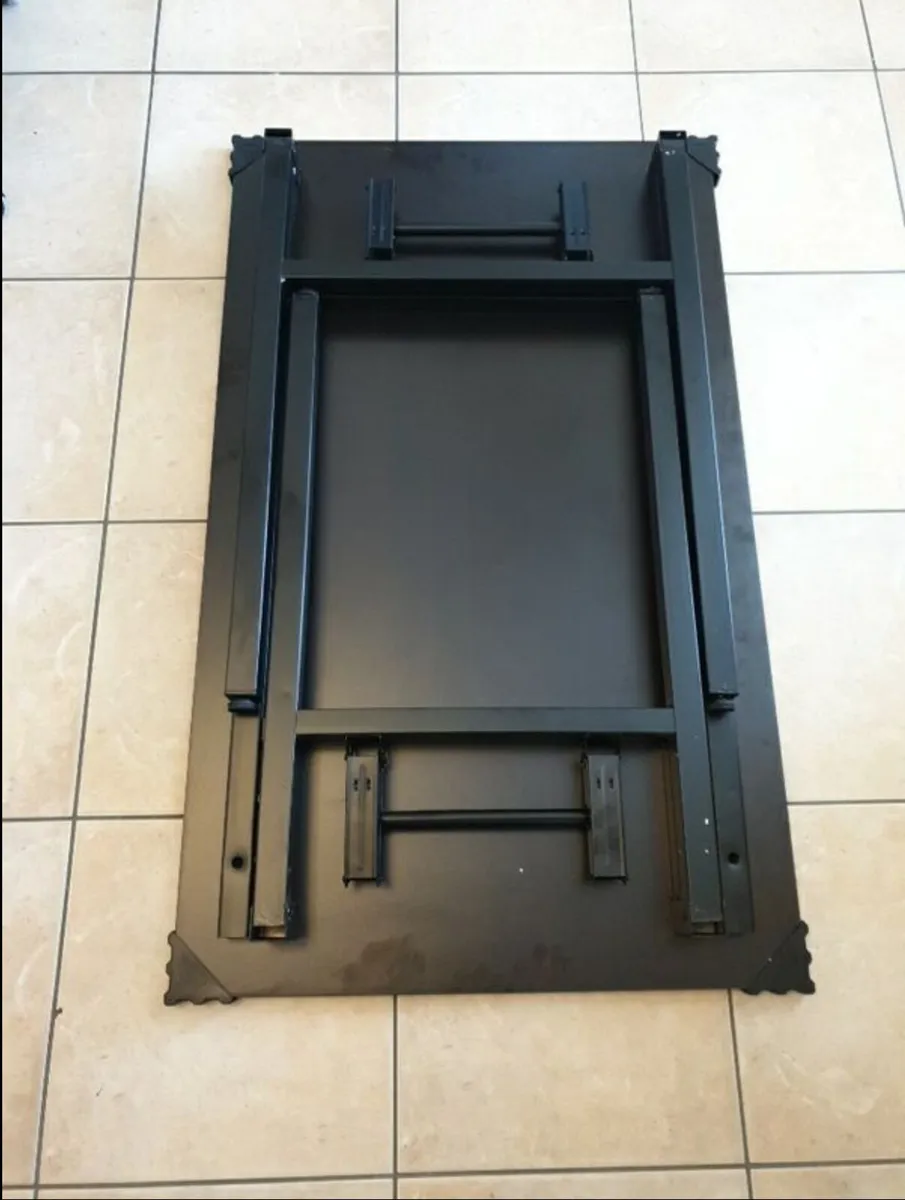 Foldable desk - Image 3