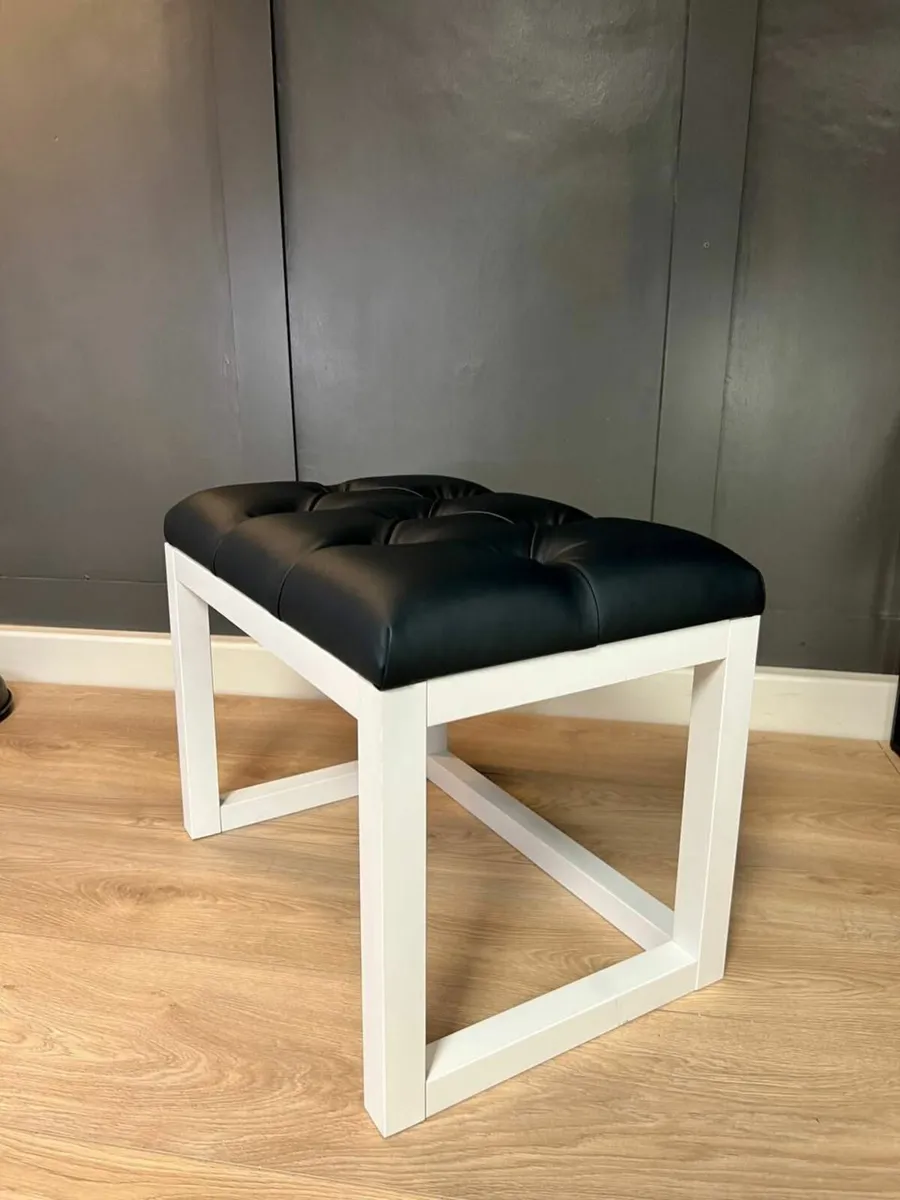 Wooden-Framed Bench 60x40cm - Image 2