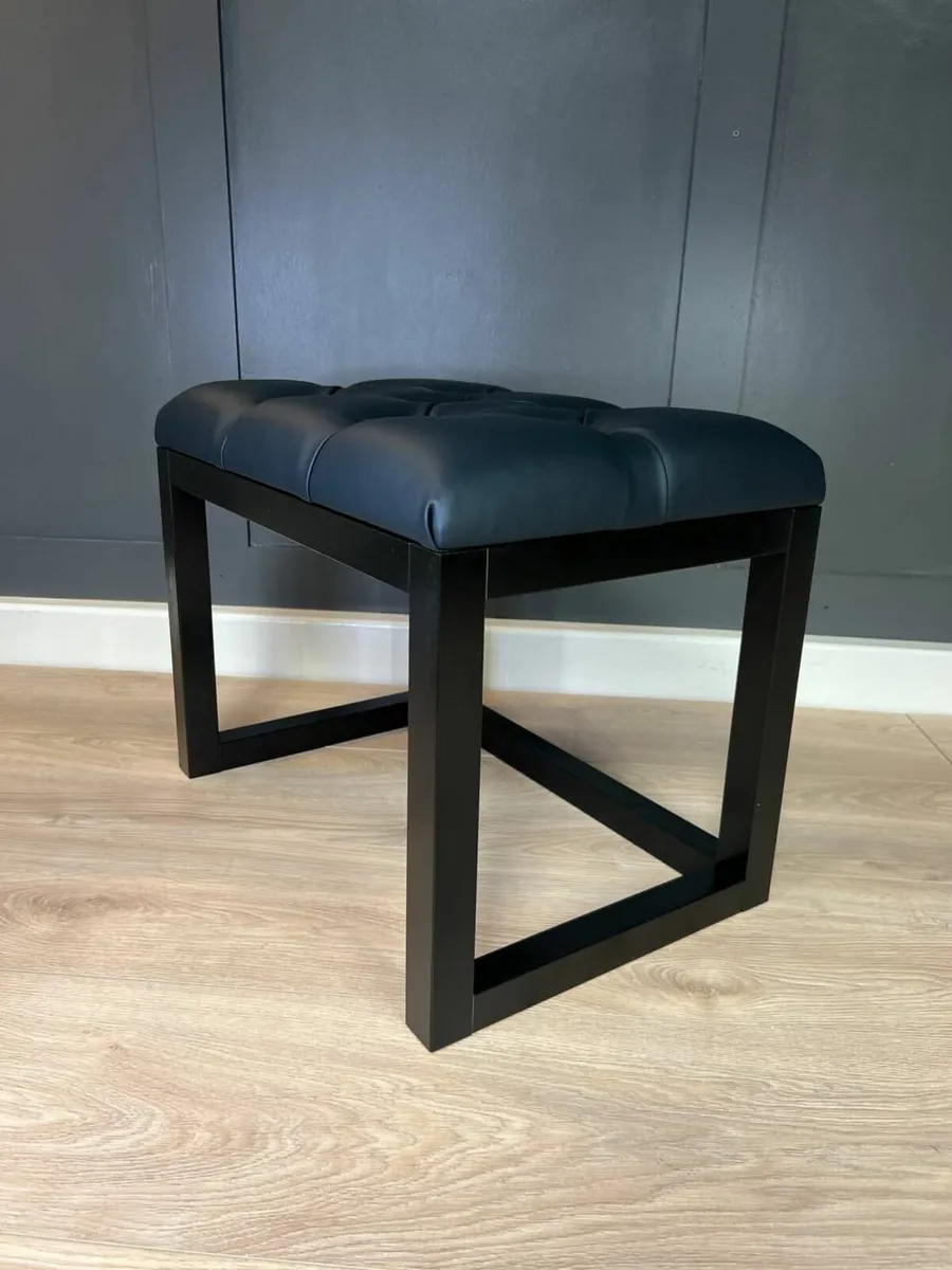 Wooden-Framed Bench 60x40cm - Image 2