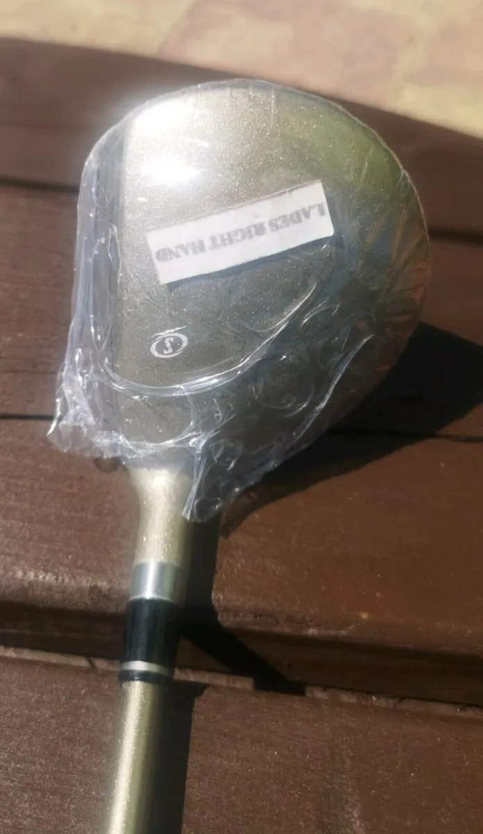 New Spalding lady 9 wood, 27*,unused in wrapper - Image 2