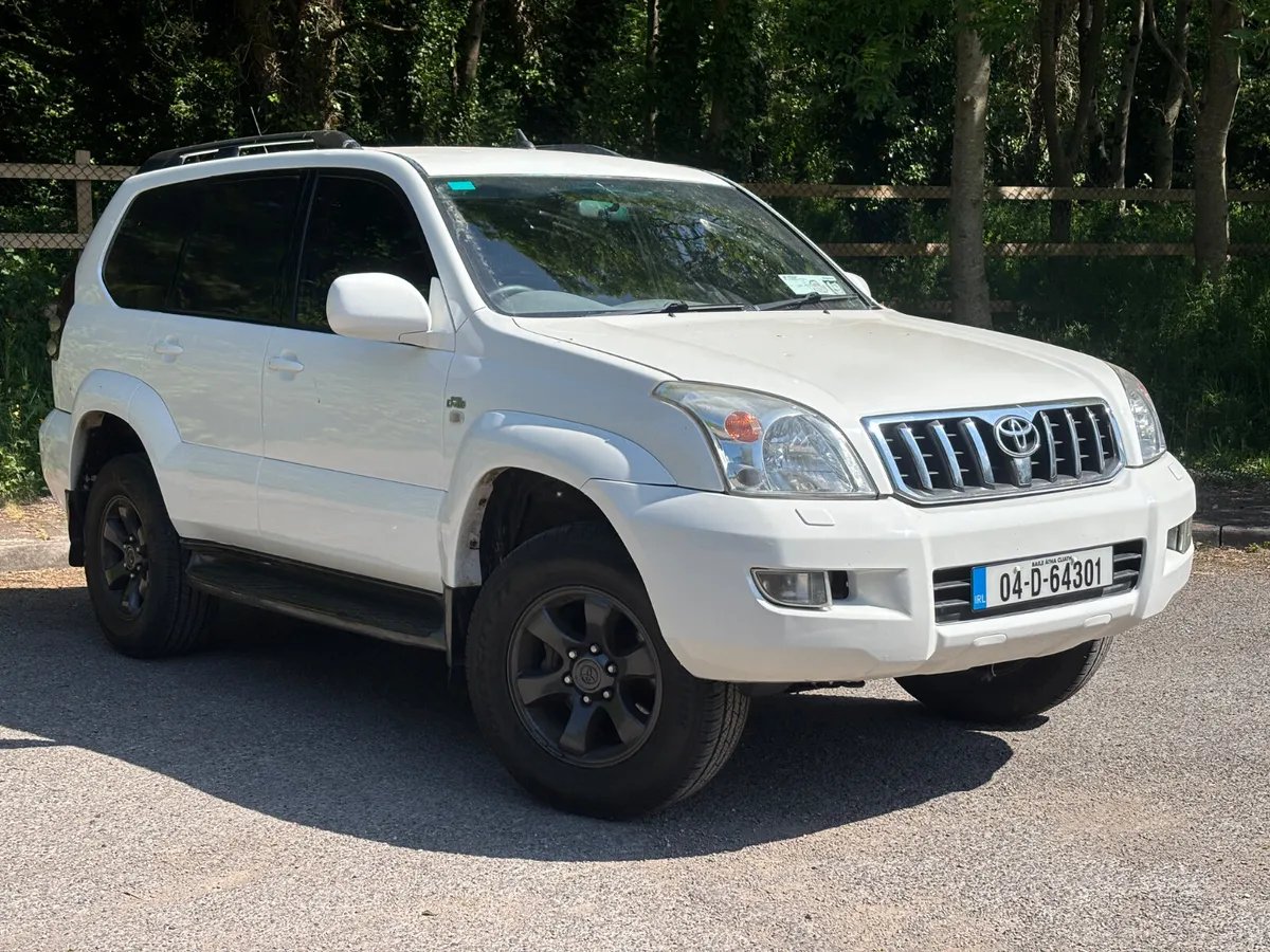 2004 TOYOTA LANDCRUISER LWB GX 179K - Image 1