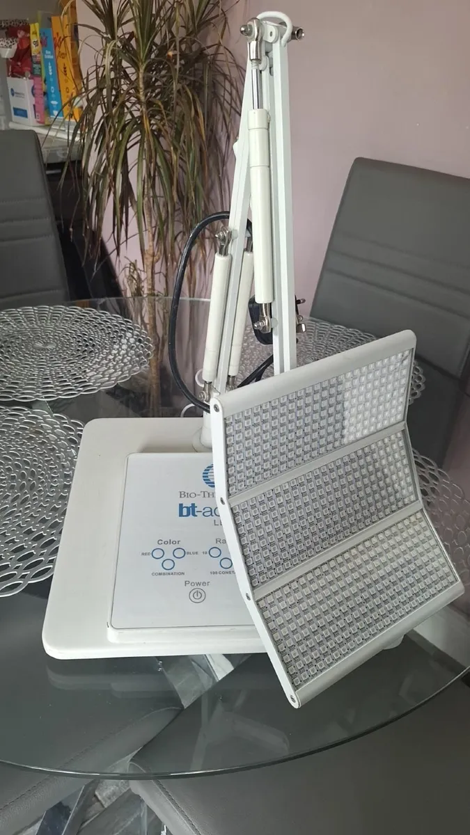 Red light therapy machine - Image 4