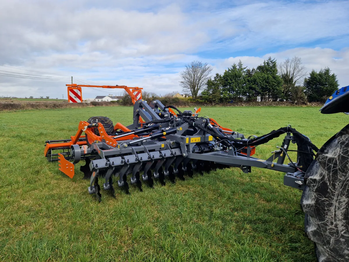 New 4m Mandam Dics Harrow - Image 1