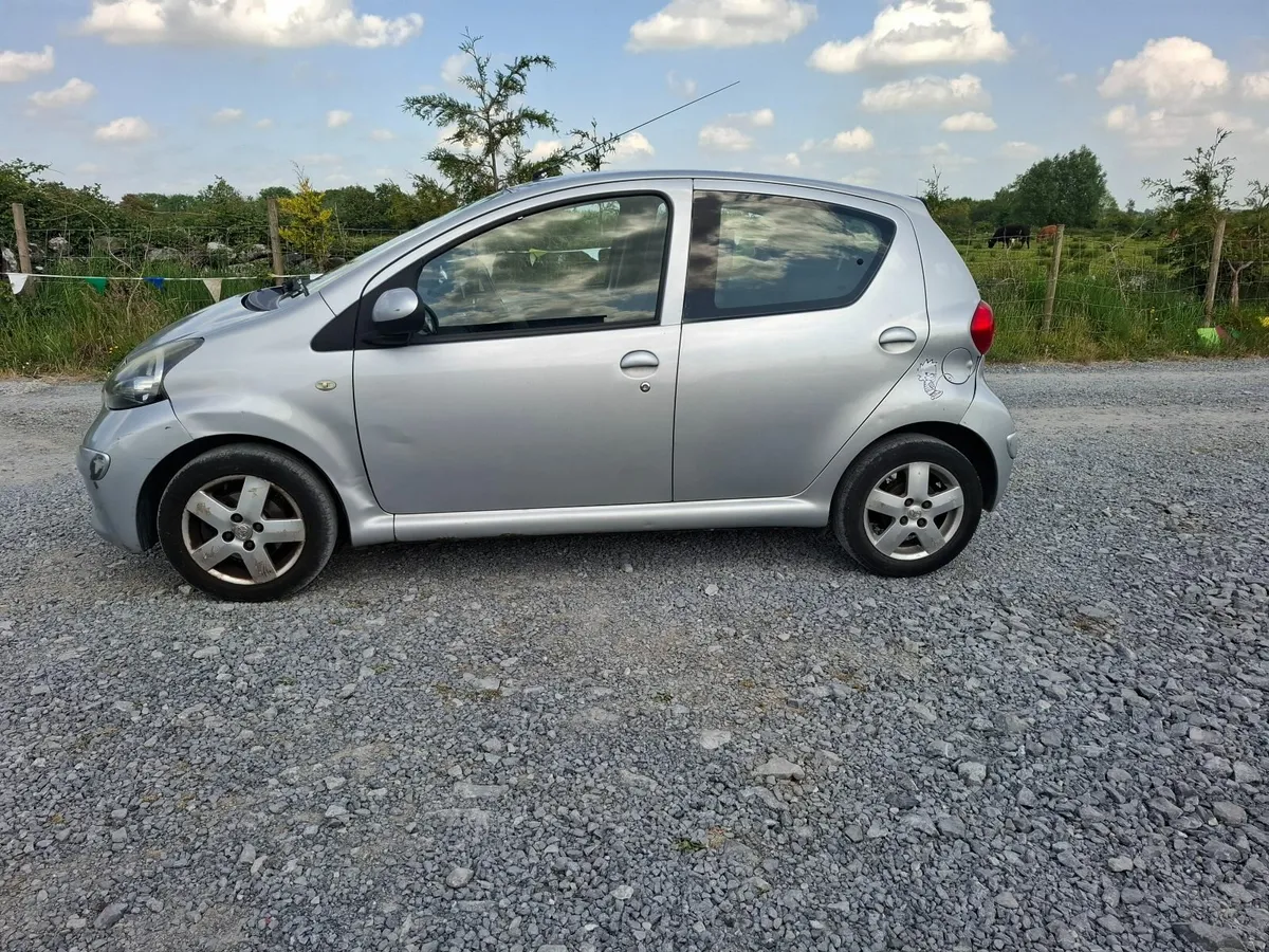 Toyota Aygo 2007 - Image 2