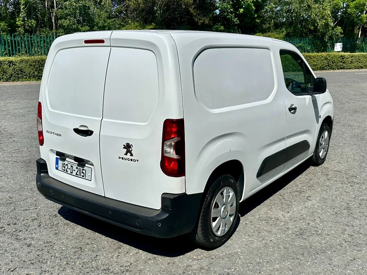 Peugeot Partner Professional LWB 2019 - Image 4