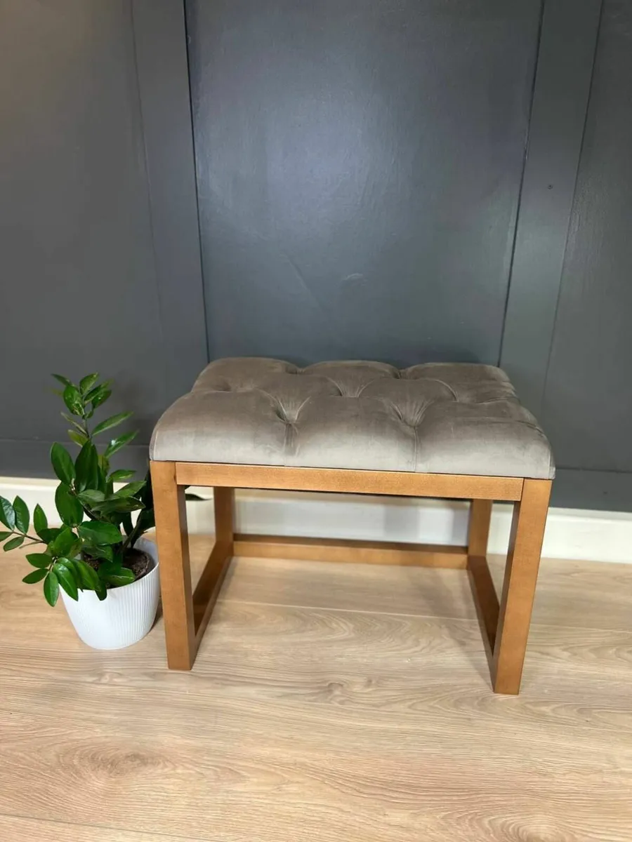 Wooden-Framed Bench 60x40cm - Image 2