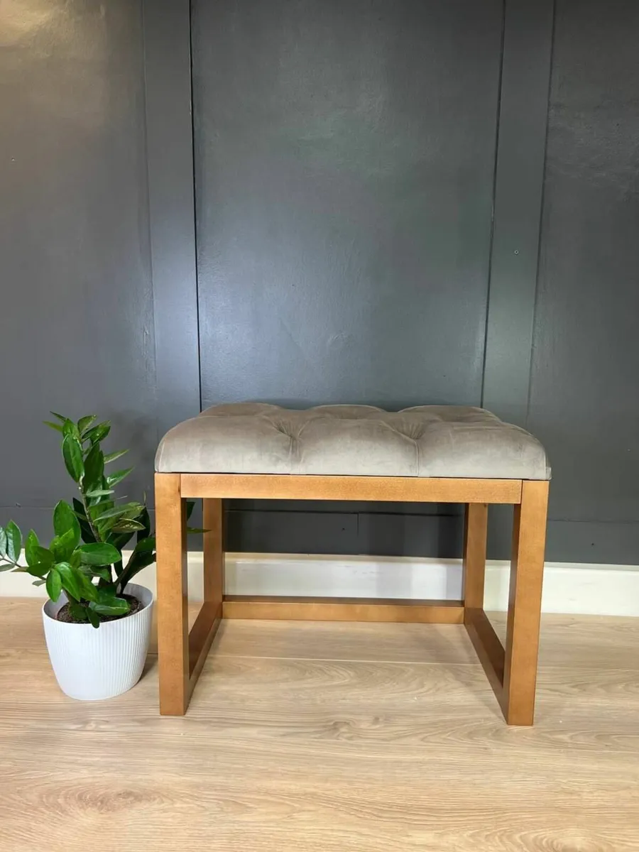 Wooden-Framed Bench 60x40cm - Image 3