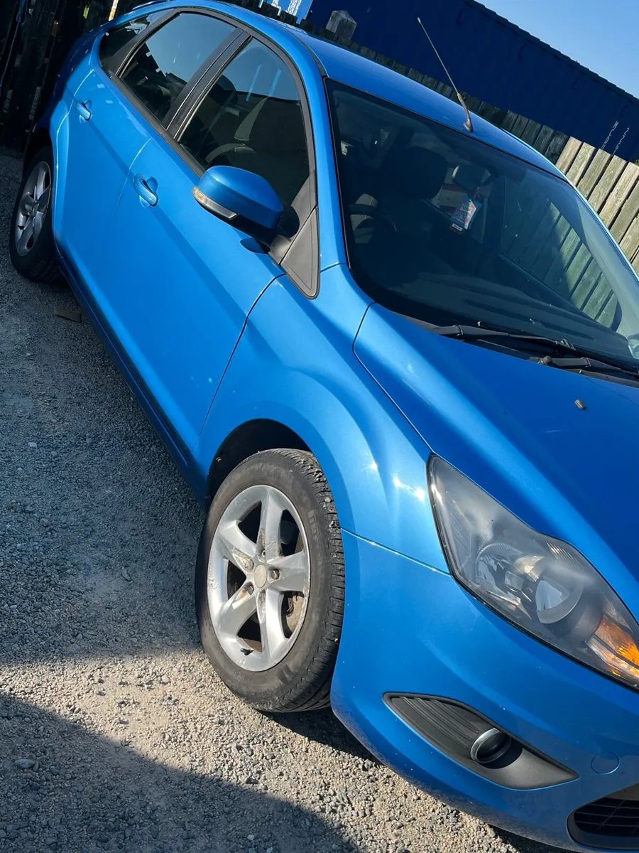 Ford Focus 2010 - Image 4