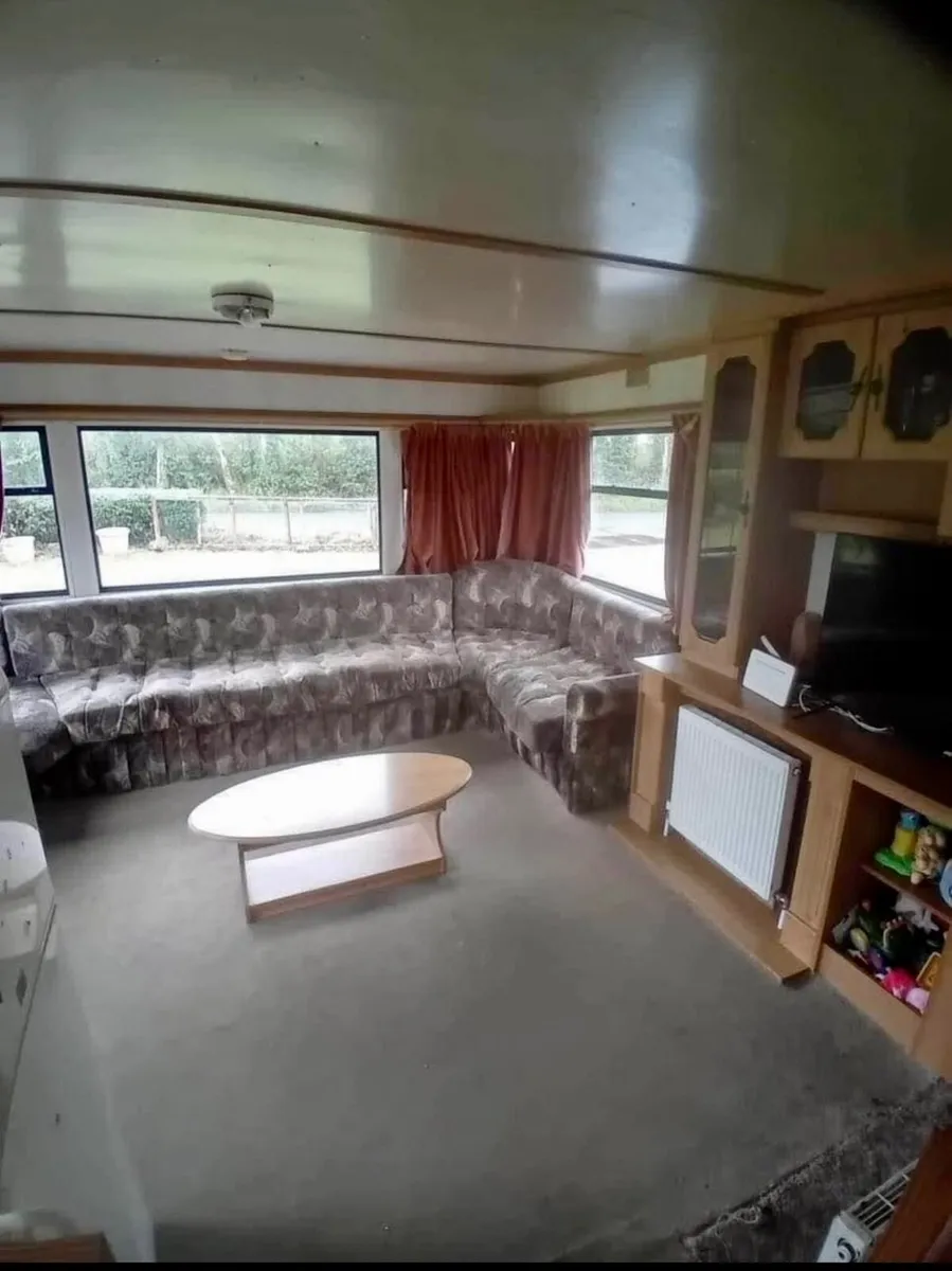 Mobile home - Image 1