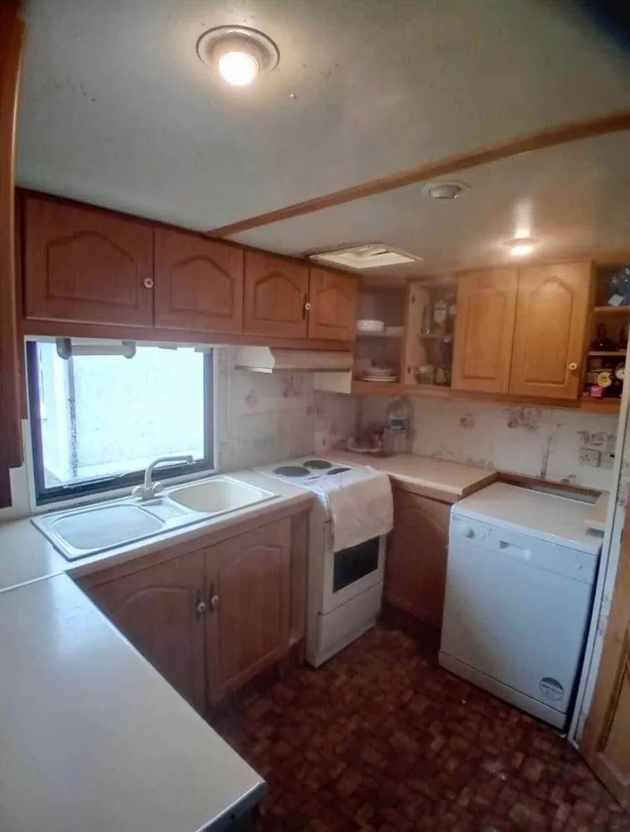 Mobile home - Image 2