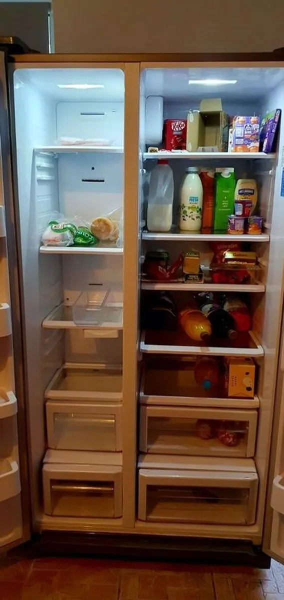 Samsung American Fridge - Image 1