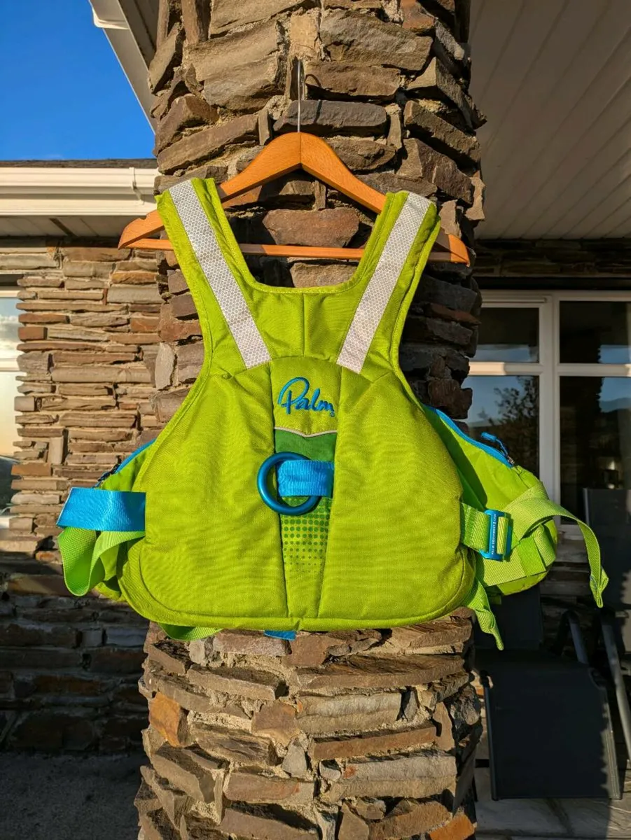 Palm Nevis PFD / BA size M/L - Image 2