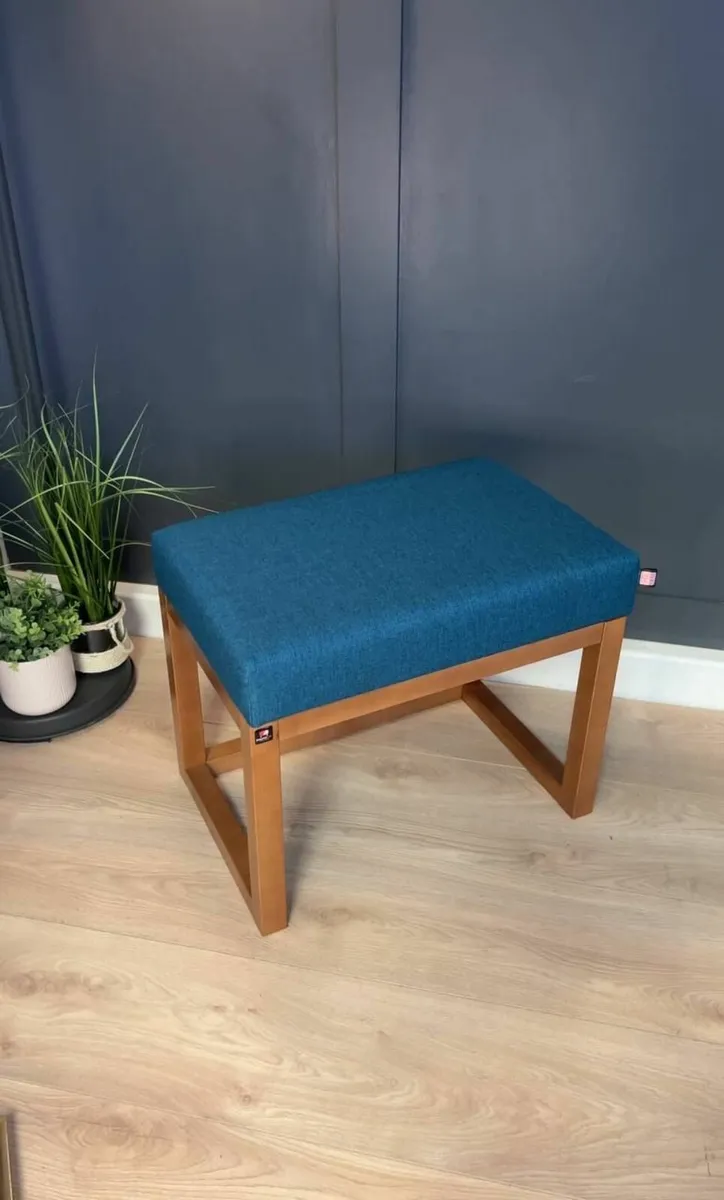 Wooden-Framed Bench 60x40cm - Image 3