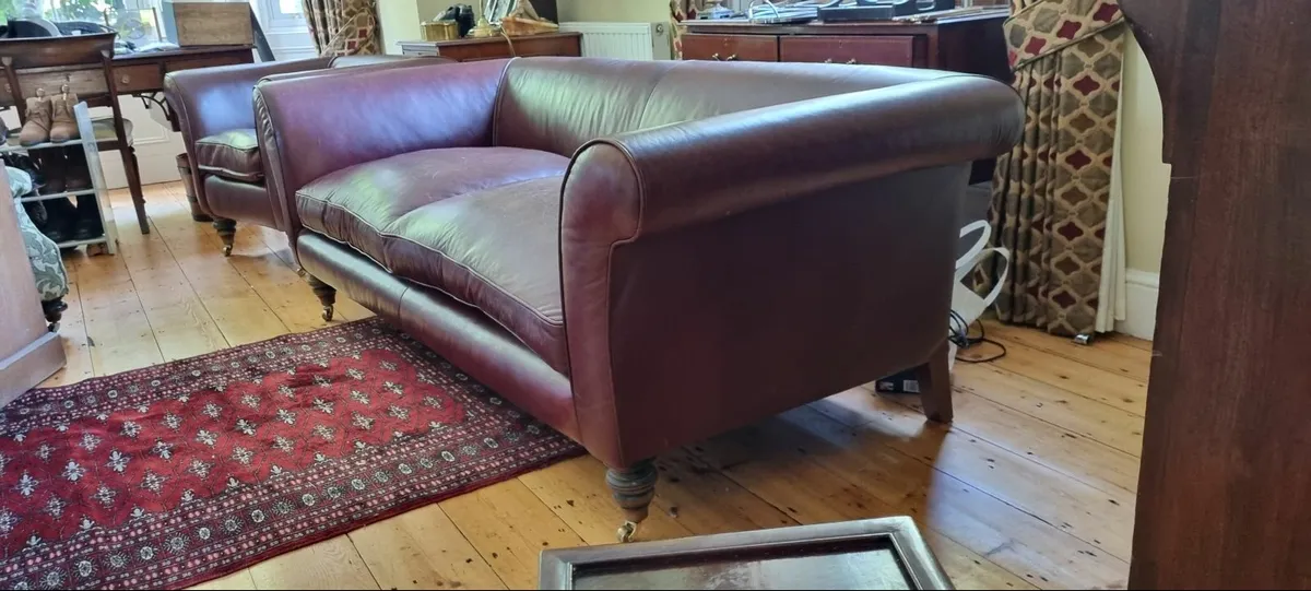 Leather chesterfield sofa suite - Image 1
