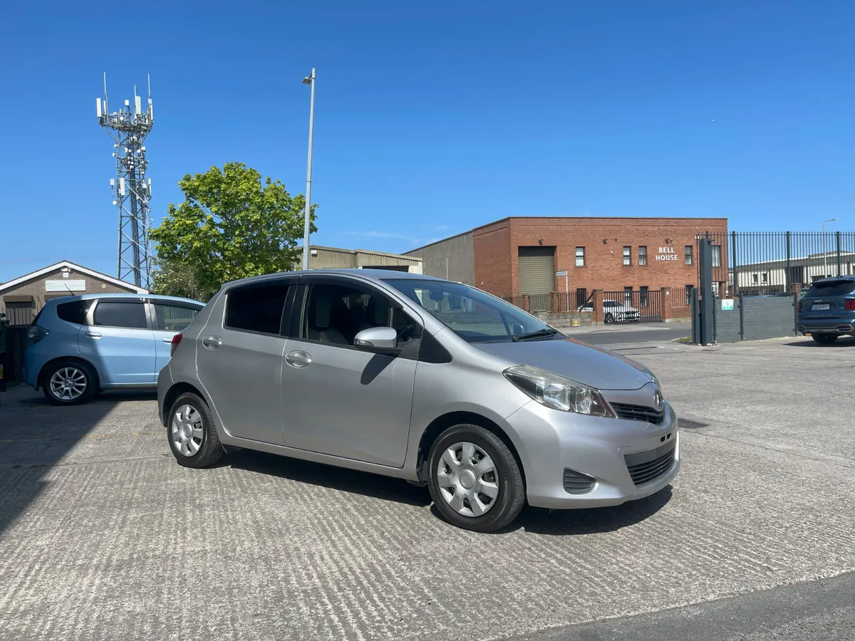 2012 Toyota Vitz 1L Petrol Auto, CarPlay, Serviced - Image 2