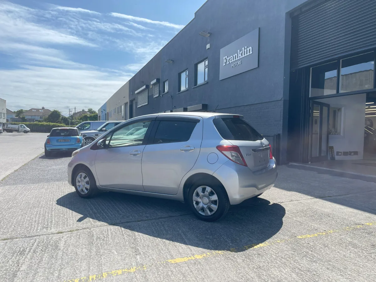 2012 Toyota Vitz 1L Petrol Auto, CarPlay, Serviced - Image 4